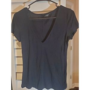 Black v-neck shirt